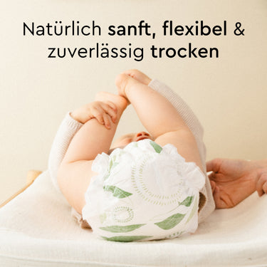 green_diapers_standard_pack_size_3_watch_me_grow